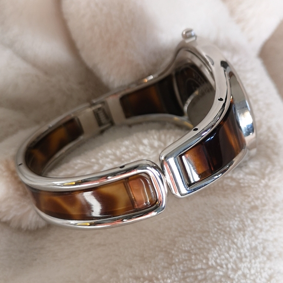 NARMI Tortoise Silver Round Face Bangle Cuff Classic Watch - Picture 7 of 7